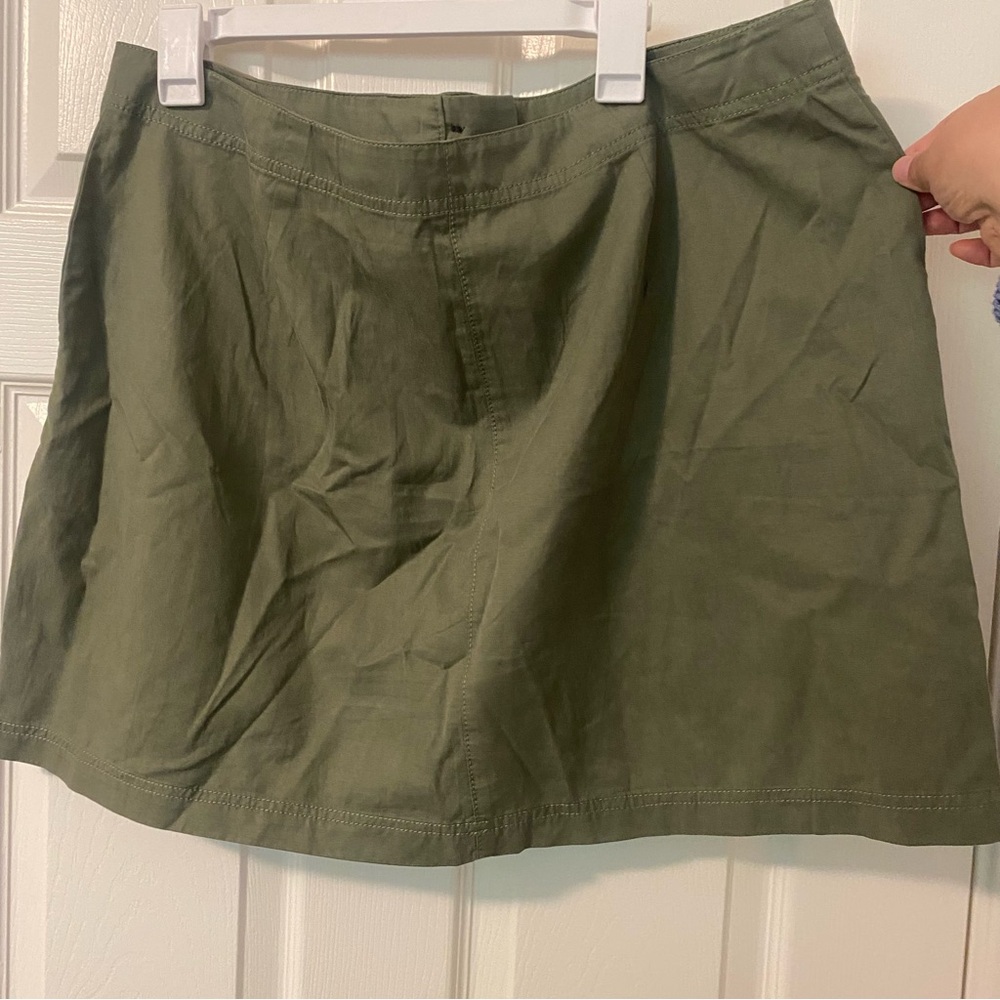 Plus Size Colorblock Button Front Miniskirt - Picture 4 of 5